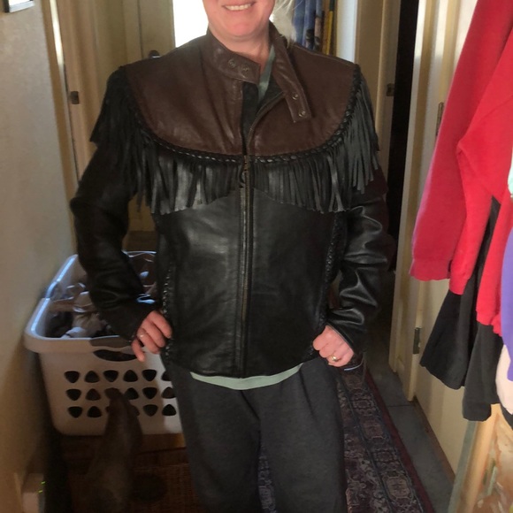 Harley Davidson Willie G edition leather jacket. Like new! So Nice! - Picture 10 of 17